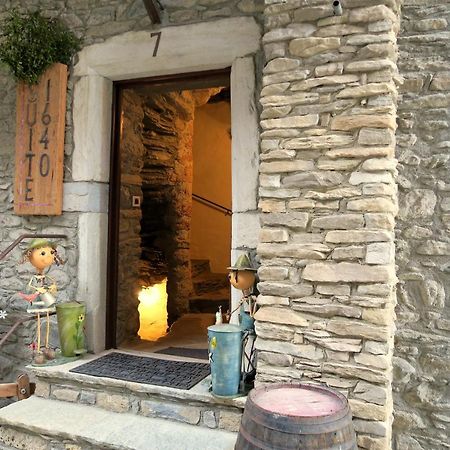 Romantica Suite Con Vasca Idromassaggio Aosta Ngoại thất bức ảnh